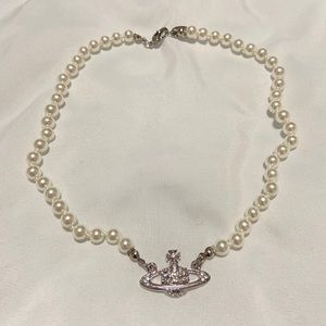 Spaceship Pearl Choker